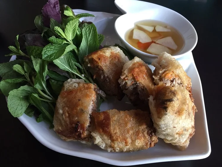 hanoi+crab+imperial+rolls